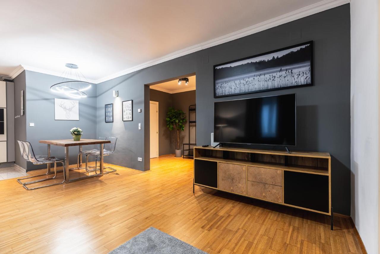 Apartamento Live Centrally In A Spacious And Modern In *