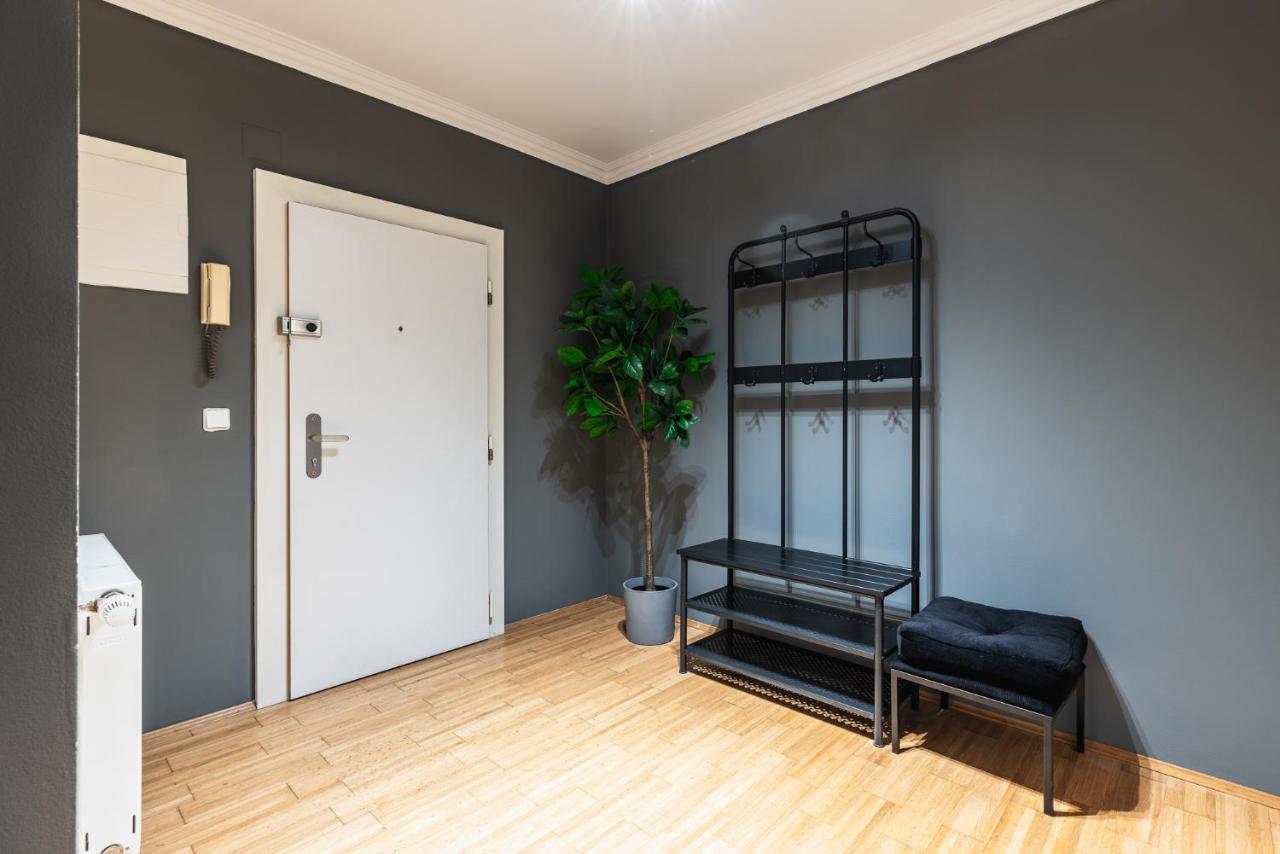 Live Centrally In A Spacious And Modern In Apartamento *
